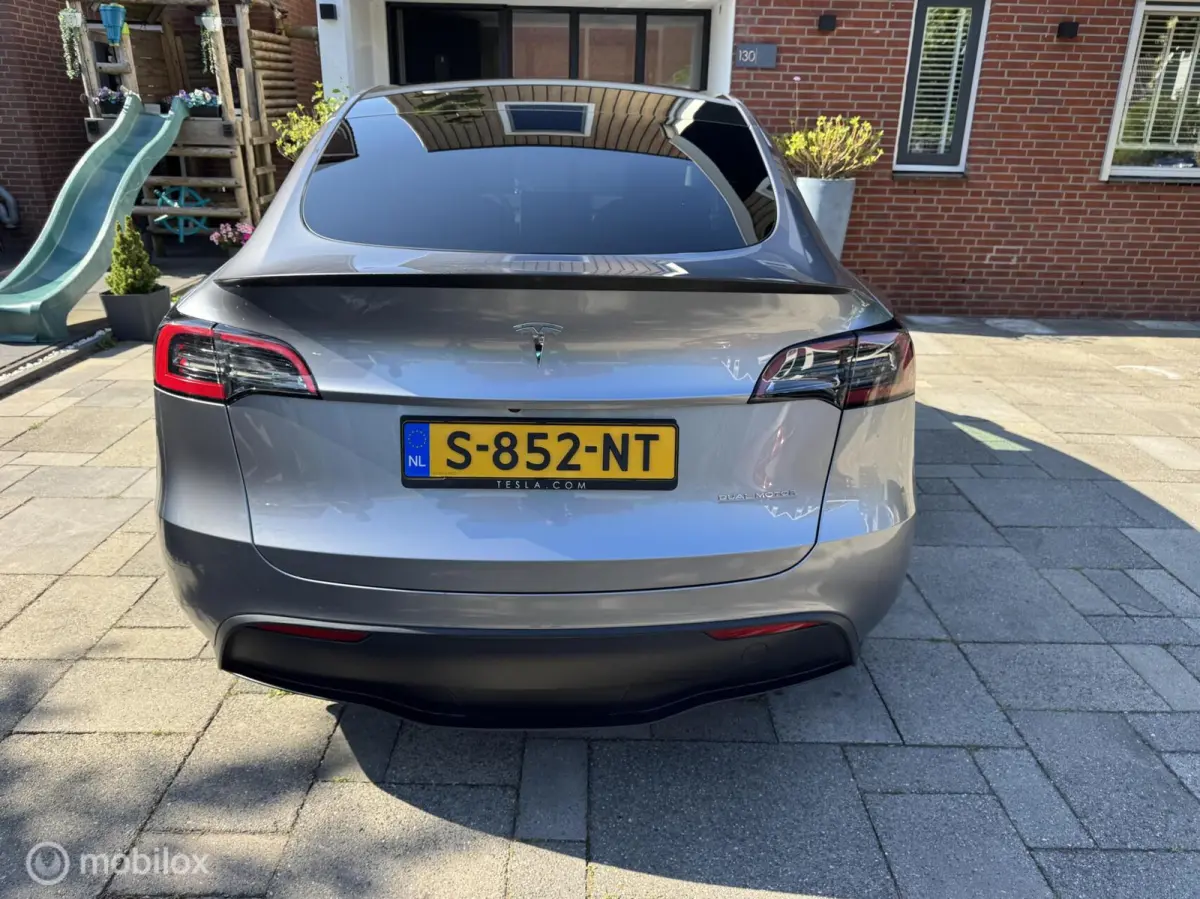Performance 2023 AWD 75 kWh