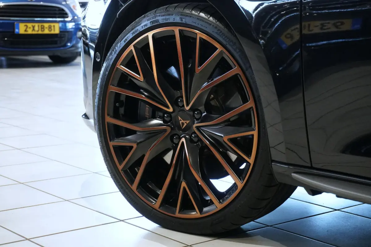 1.4 e-Hybrid VZ Copper Edition 245pk + PANO / LEDER / MEMORY / DCC
