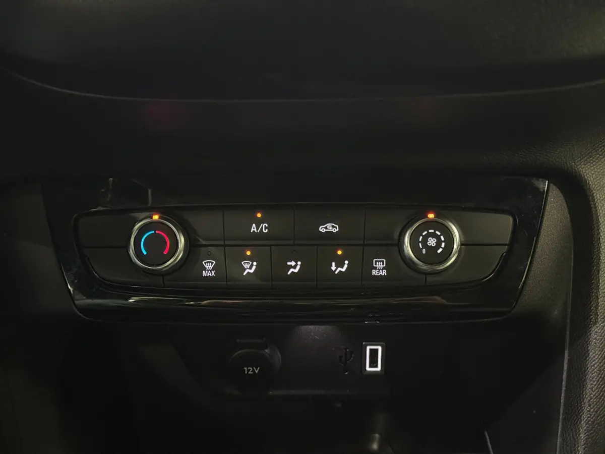 1.2 Turbo GS Line 2025 | Virtual Cockpit | ACC | Camera | Half Leder