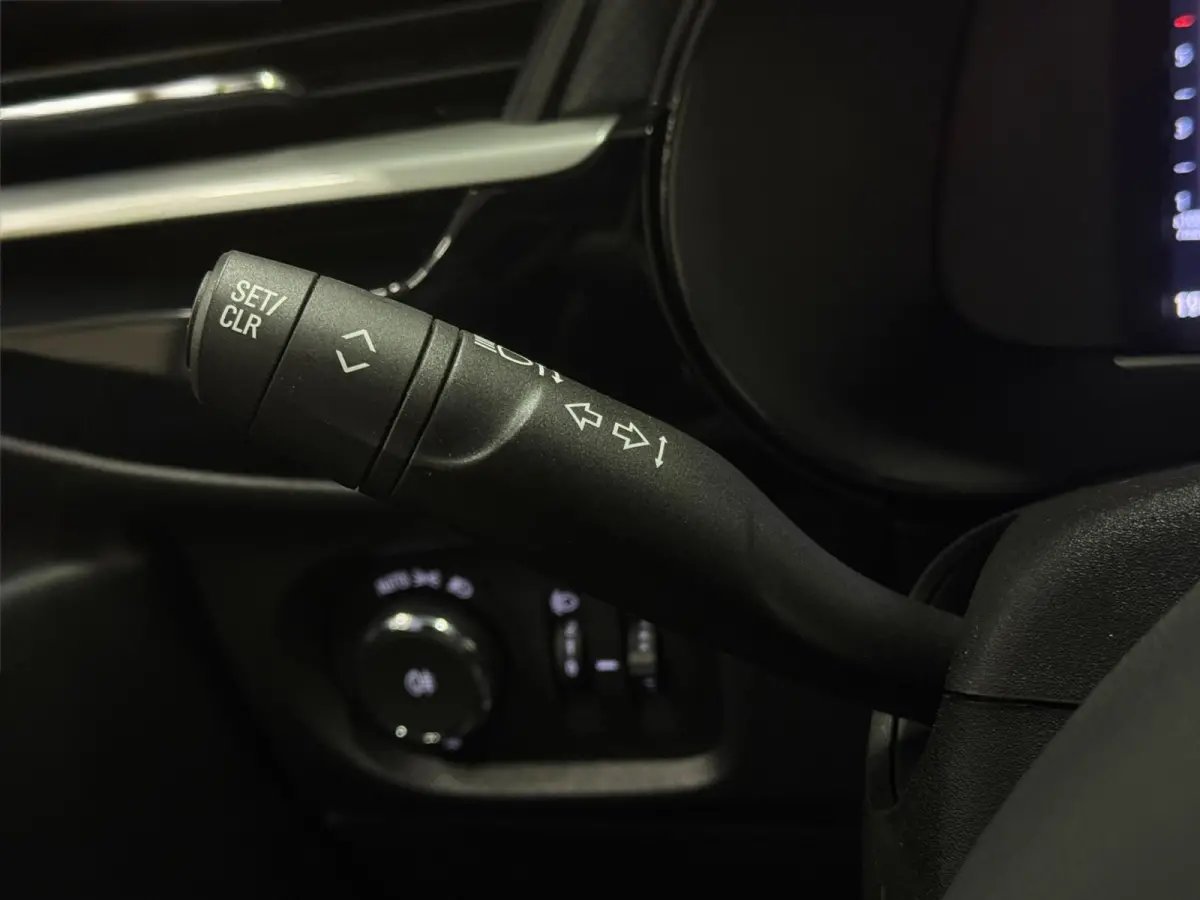 1.2 Turbo GS Line 2025 | Virtual Cockpit | ACC | Camera | Half Leder