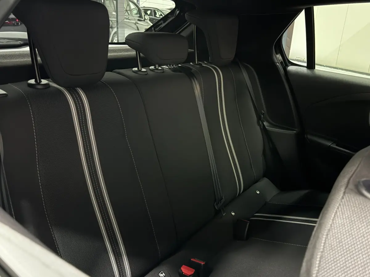 1.2 Turbo GS Line 2025 | Virtual Cockpit | ACC | Camera | Half Leder