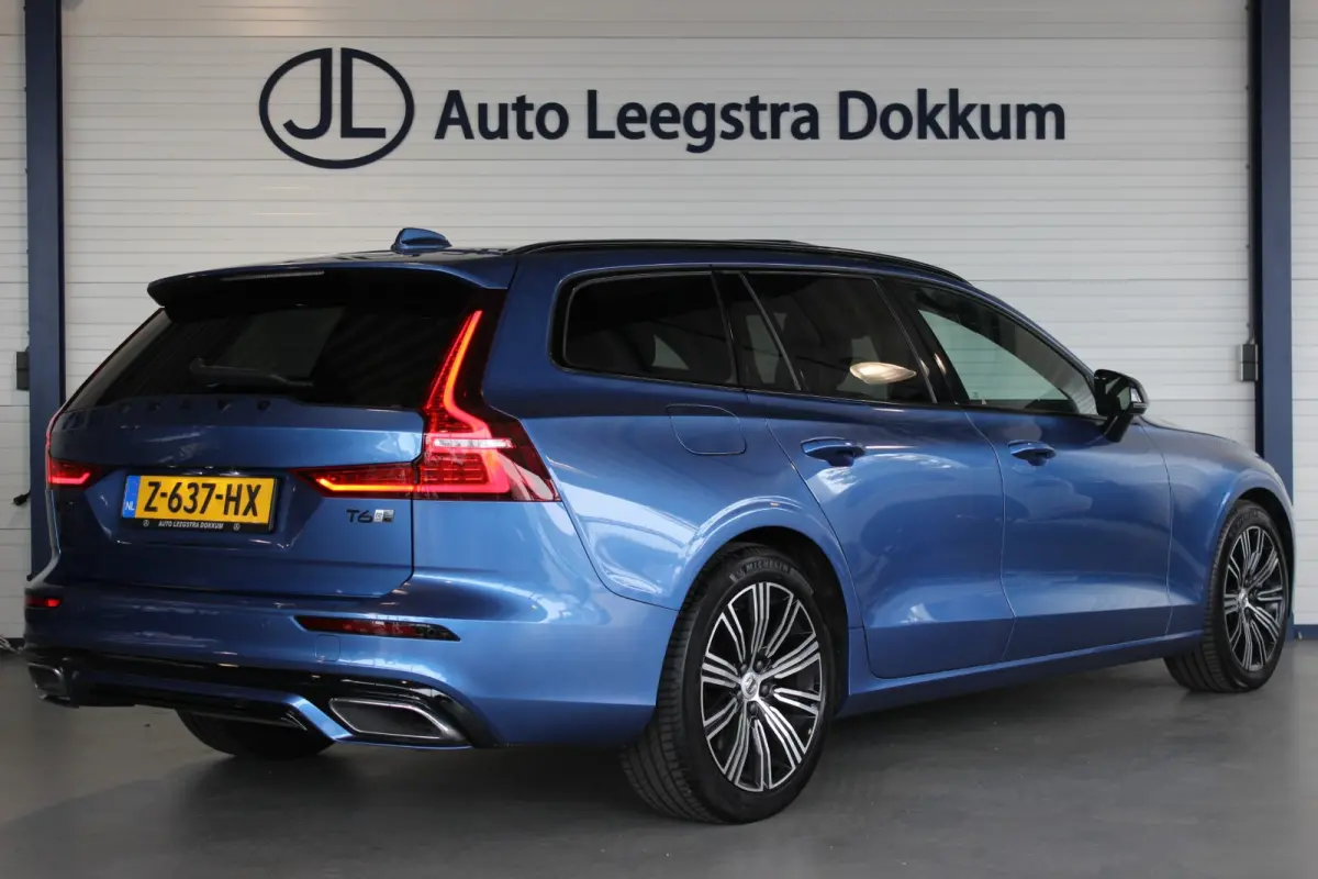 2.0 T6 Twin Engine AWD R-Design Head-Up | Harman/Kardon | Pano | Leder | Camera | Carplay | LED | Stoelverw. V+A | 18" LMV | PDC V+A