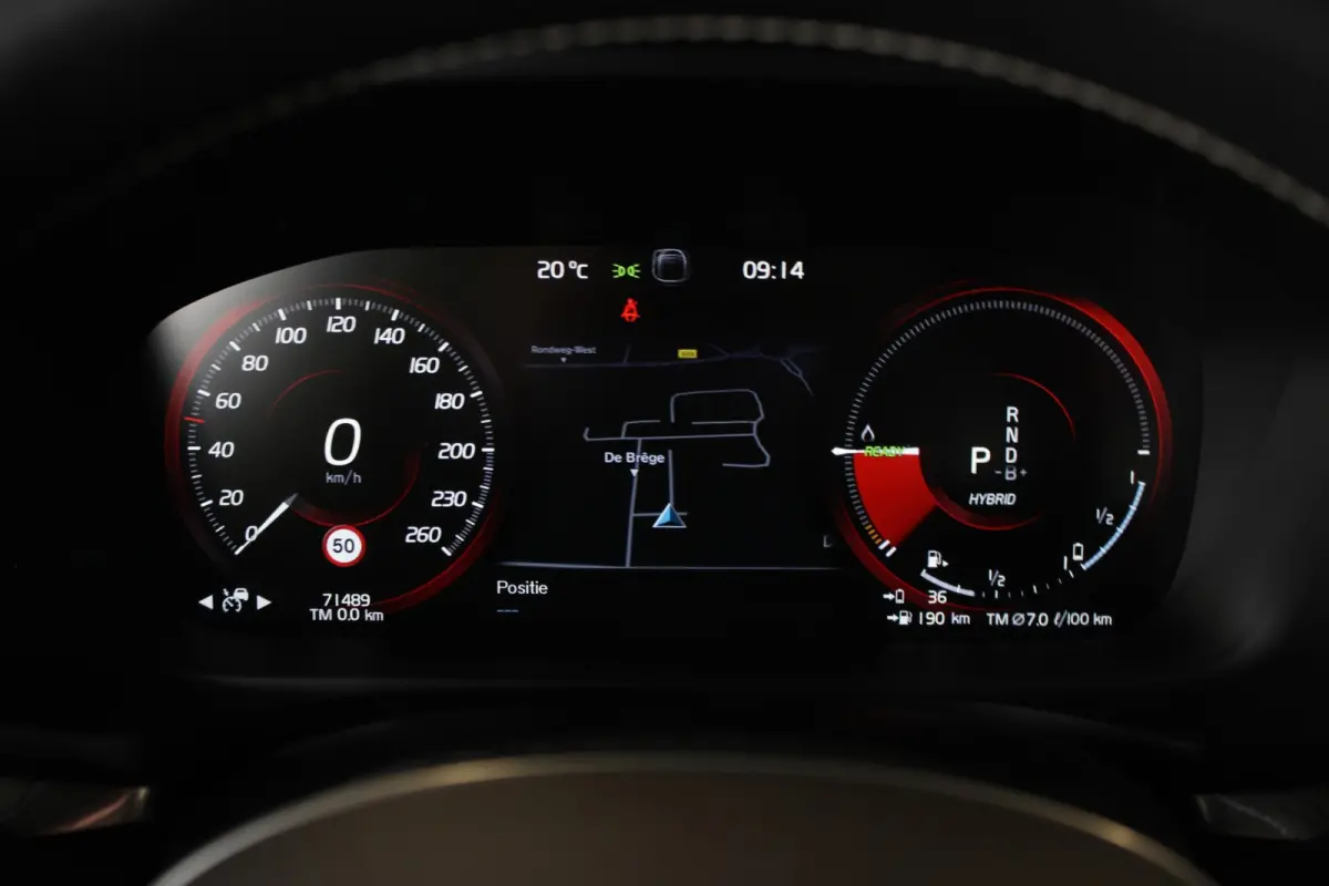 2.0 T6 Twin Engine AWD R-Design Head-Up | Harman/Kardon | Pano | Leder | Camera | Carplay | LED | Stoelverw. V+A | 18" LMV | PDC V+A