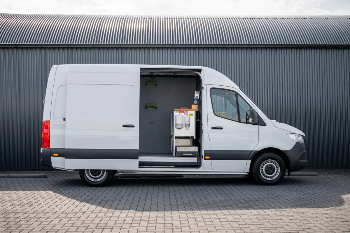 311 CDI RWD L2H2 | Volledig Ingericht | Mbux | Camera | Climatronic