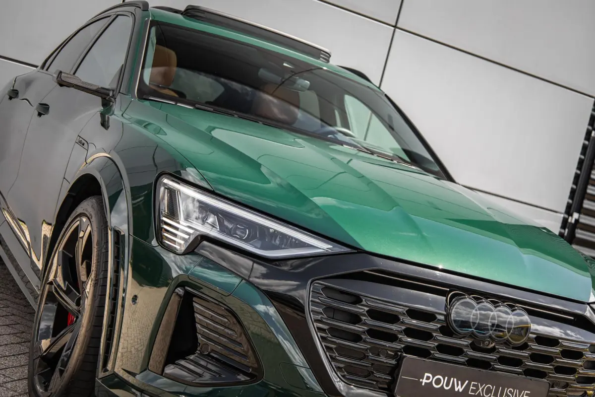 SQ8 504pk S quattro 115 kWh | 22" LMV | Panoramadak | Audi Exclusive | Massage | B&O 3D | 360 Camera | Head-up