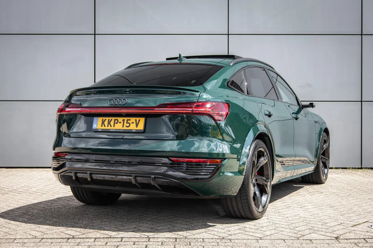 SQ8 504pk S quattro 115 kWh | 22" LMV | Panoramadak | Audi Exclusive | Massage | B&O 3D | 360 Camera | Head-up