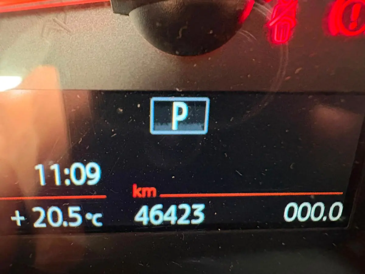 Mini 2.0 S Chili JCW Pakket (PANORAMADAK, DEALER ONDERHOUDEN, HEAD-UP, CARPLAY, NAVIGATIE, STOELVERWARMING)