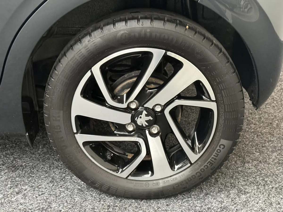 1.0 e-VTi Allure | AUTOMAAT | CAMERA | ECC | CARPLAY