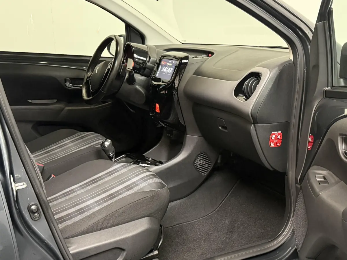 1.0 e-VTi Allure | AUTOMAAT | CAMERA | ECC | CARPLAY