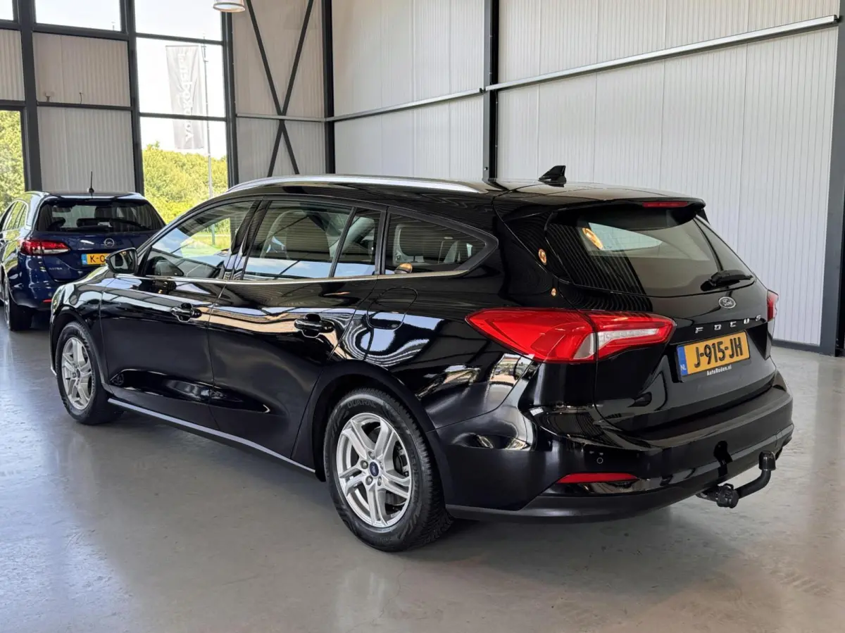 1.0 EcoBoost Trend Edition Business