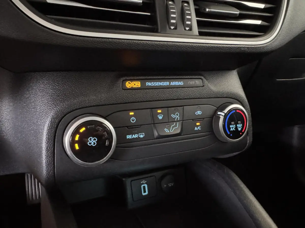 1.0 EcoBoost Trend Edition Business