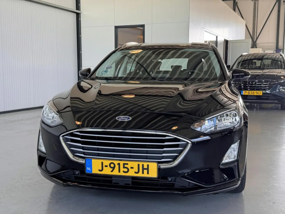 1.0 EcoBoost Trend Edition Business