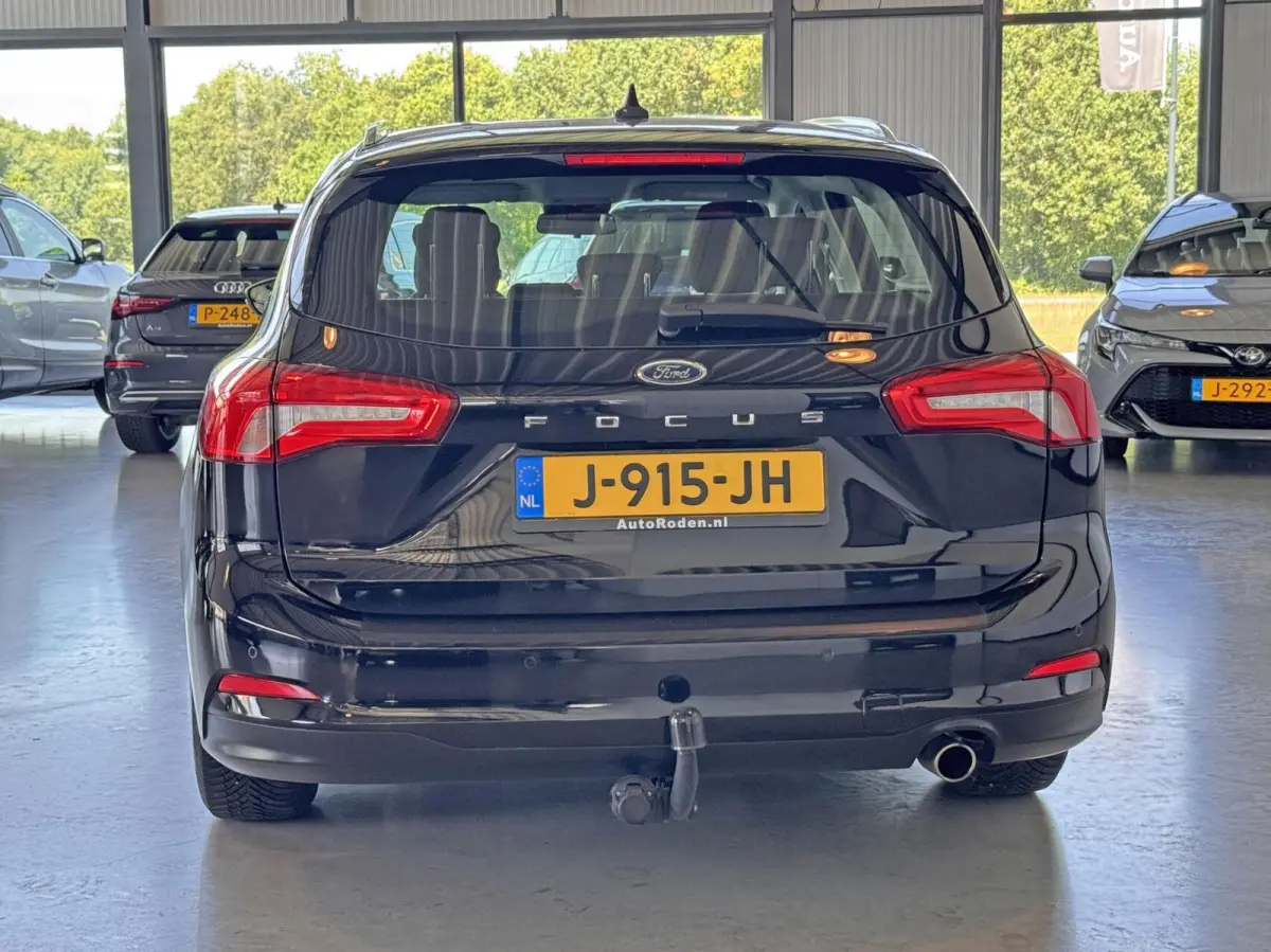 1.0 EcoBoost Trend Edition Business