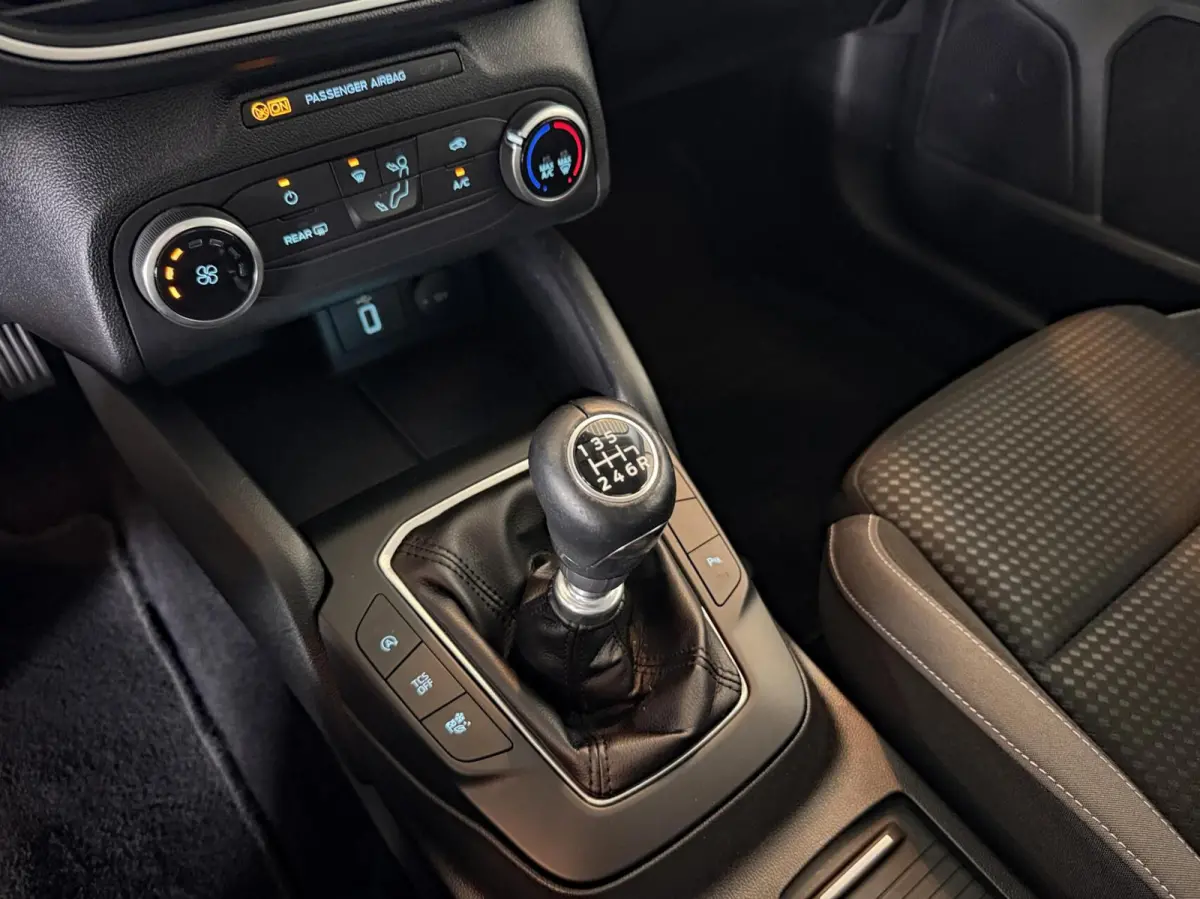 1.0 EcoBoost Trend Edition Business