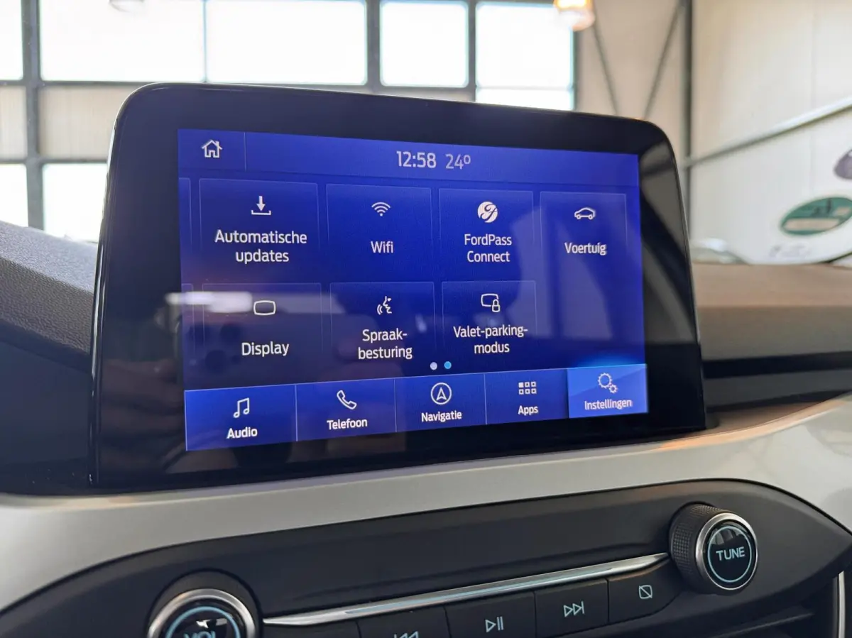 1.0 EcoBoost Trend Edition Business