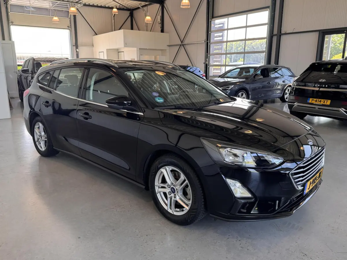 1.0 EcoBoost Trend Edition Business