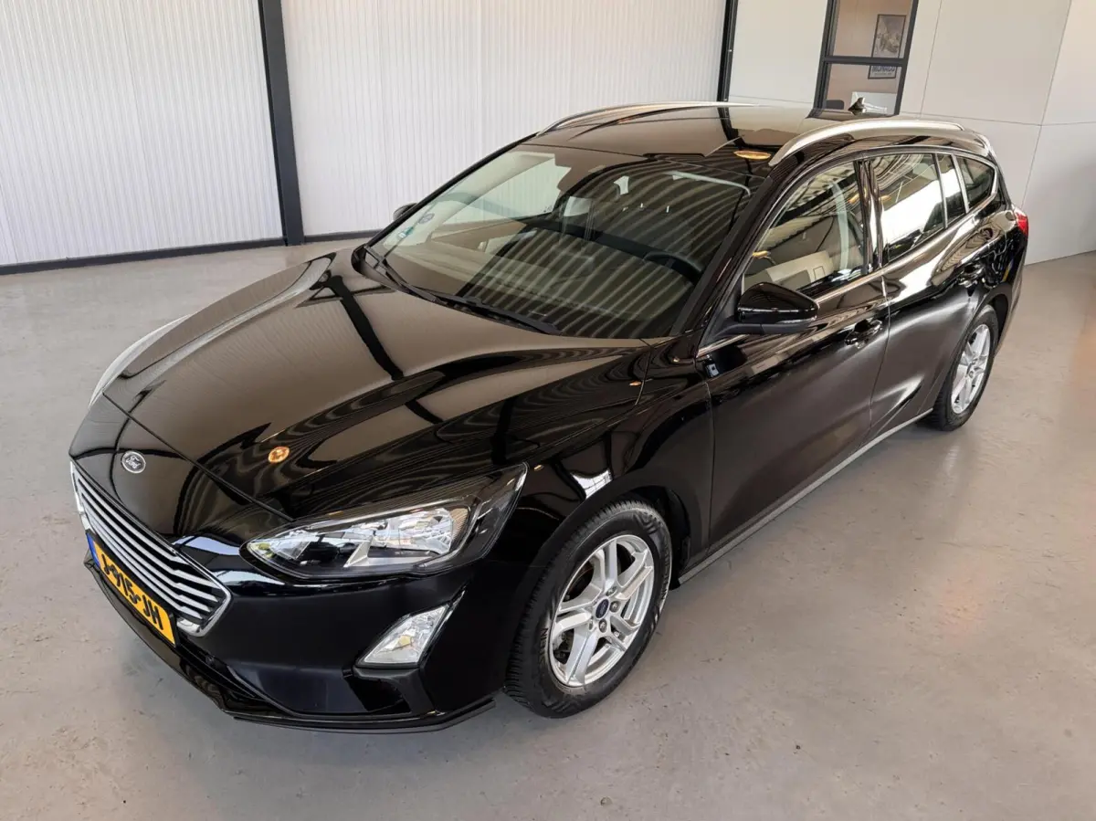 1.0 EcoBoost Trend Edition Business
