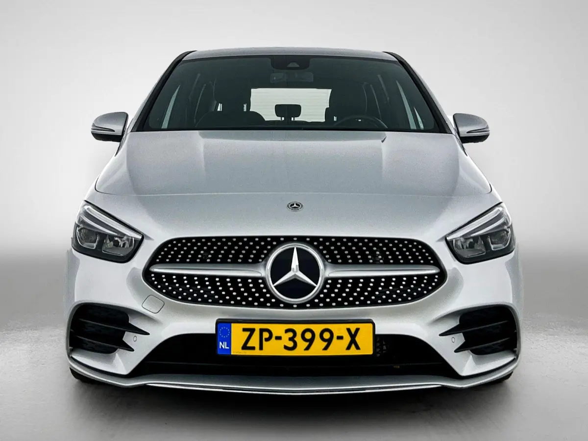 180 Business Solution AMG | ACHTERUITRIJCAMERA |