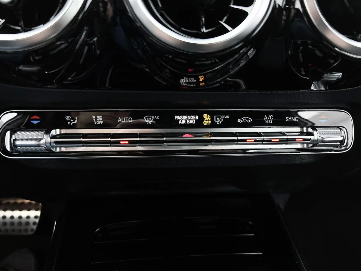 180 Business Solution AMG | ACHTERUITRIJCAMERA |