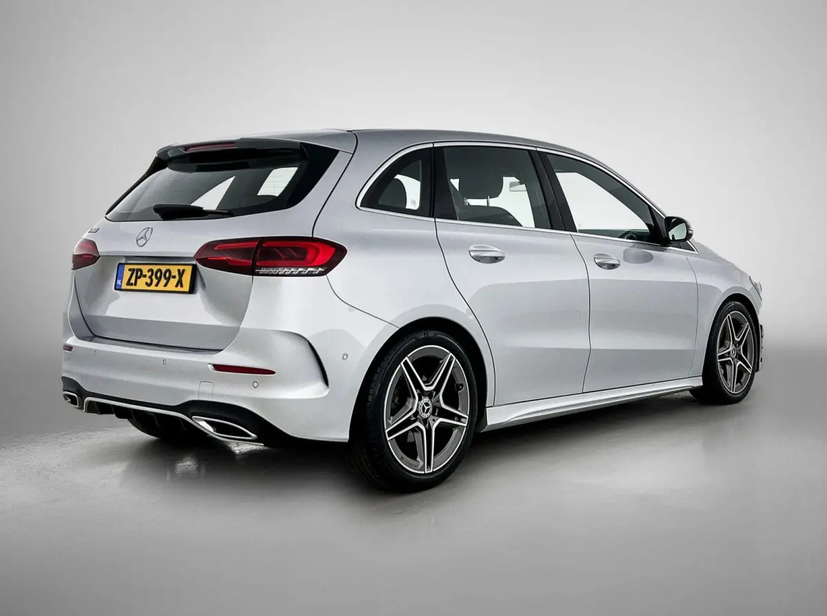 180 Business Solution AMG | ACHTERUITRIJCAMERA |