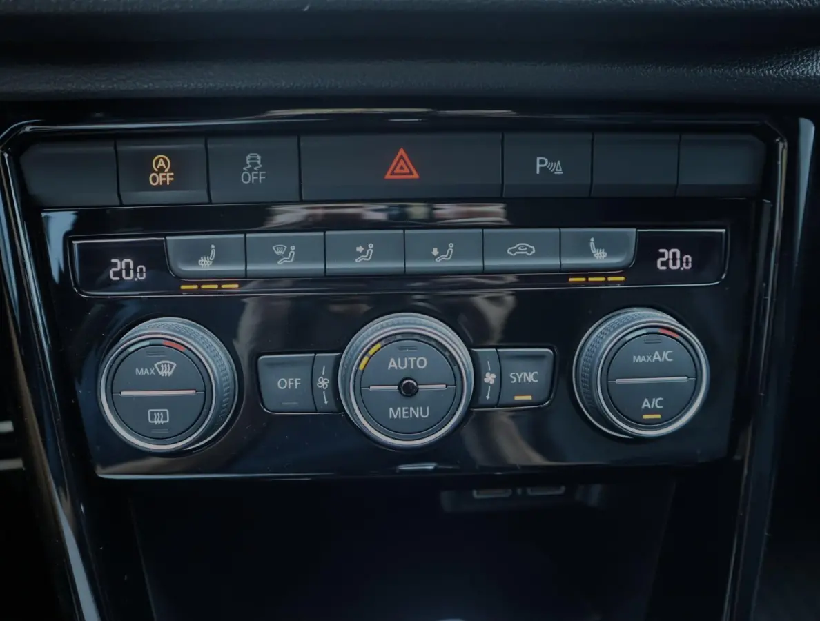 2.0 TSI 4Motion R | Pano | Beats | Dynamic Chassis Control