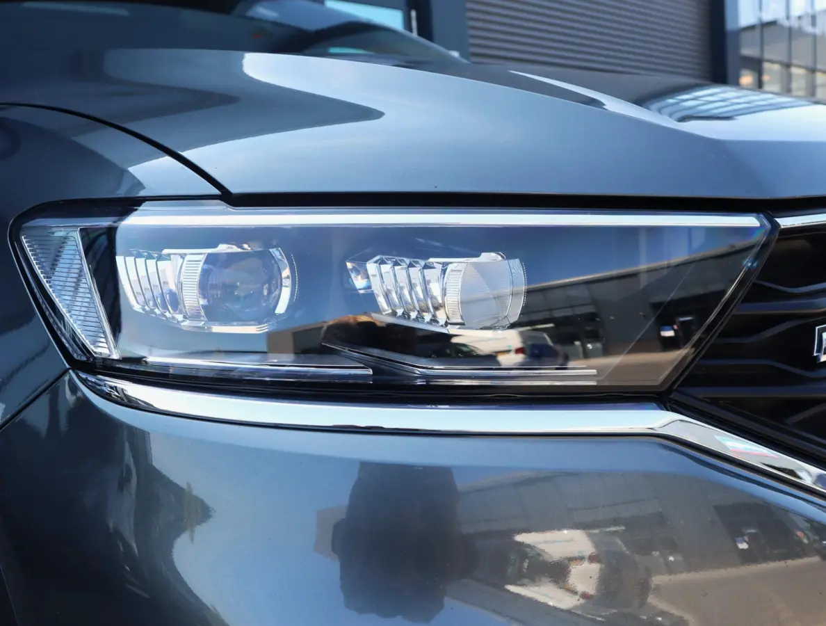 2.0 TSI 4Motion R | Pano | Beats | Dynamic Chassis Control