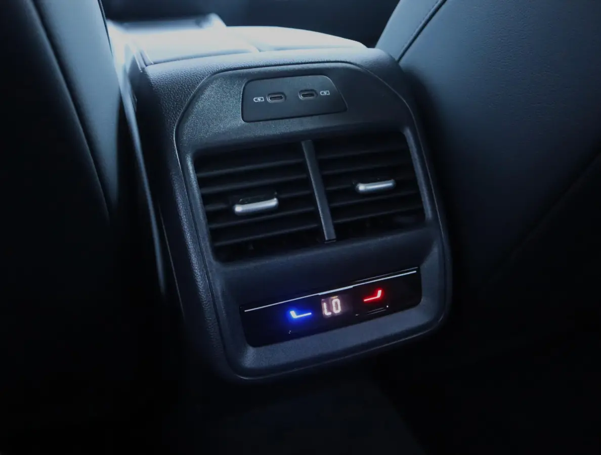 1.5 eHybrid Elegance Business | Trekhaak | Massage | Stoelverwarming