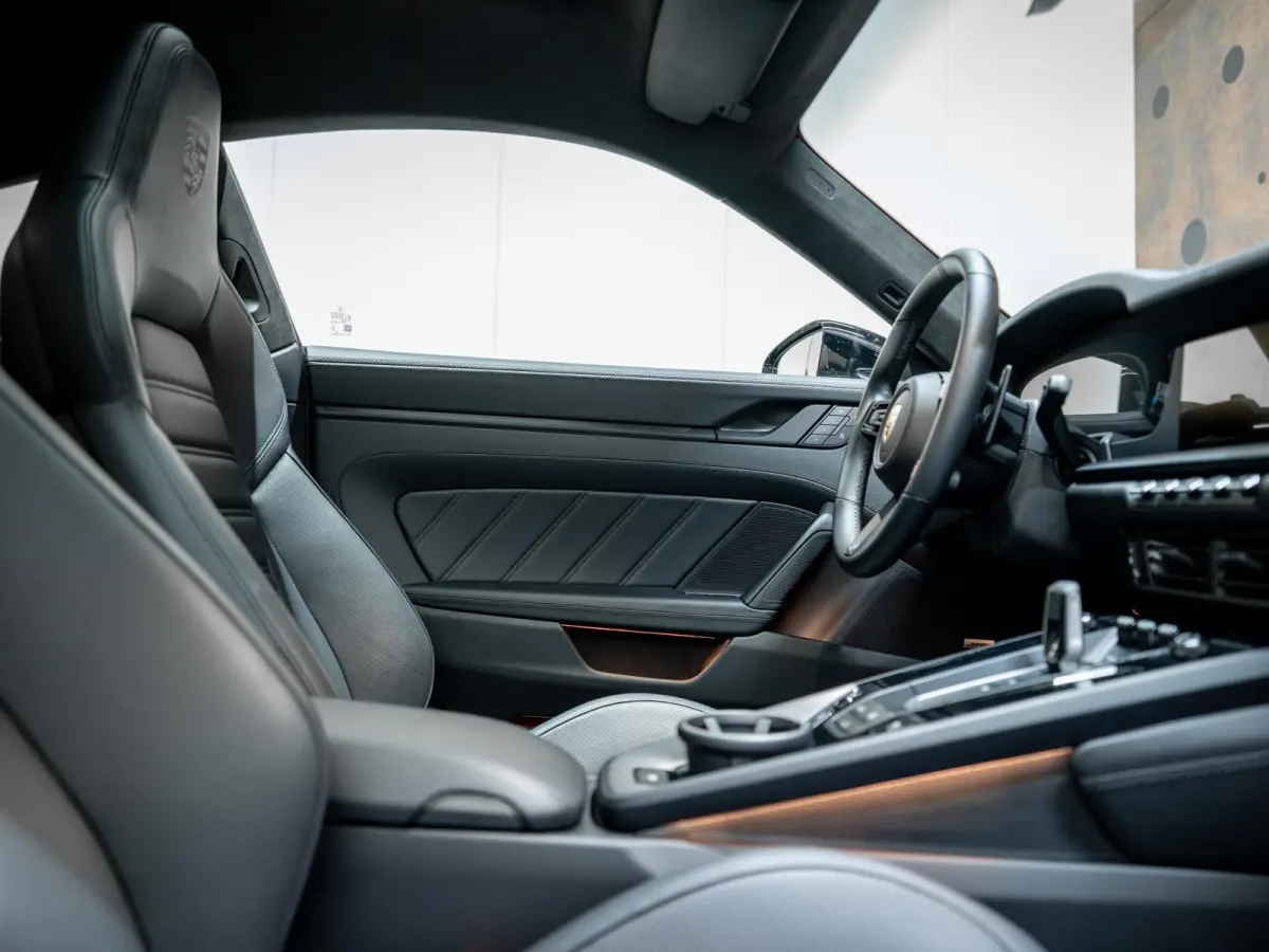 3.6 T-Hybrid Carrera 4 GTS | Lift | 18-weg | ACC | Stoelventilatie | Glazen Schuifdak |