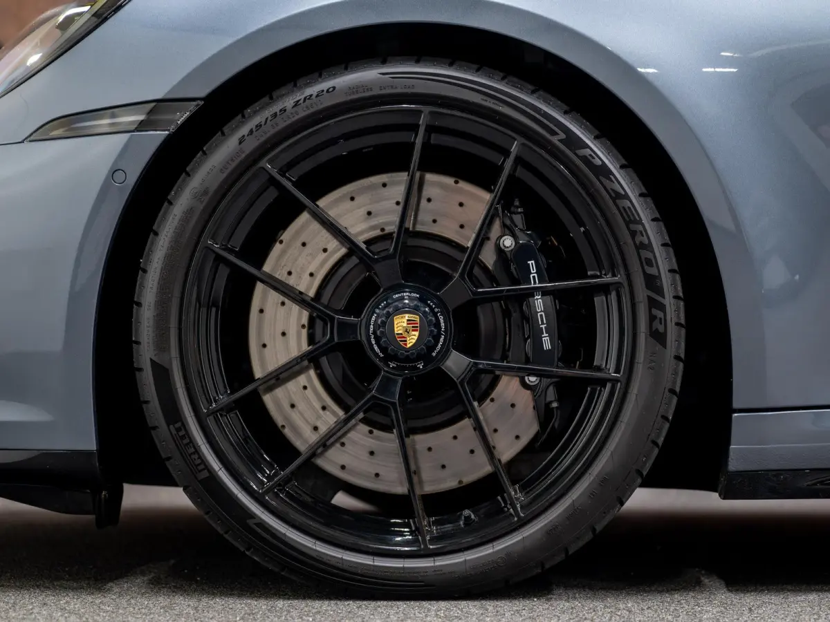 3.6 T-Hybrid Carrera 4 GTS | Lift | 18-weg | ACC | Stoelventilatie | Glazen Schuifdak |