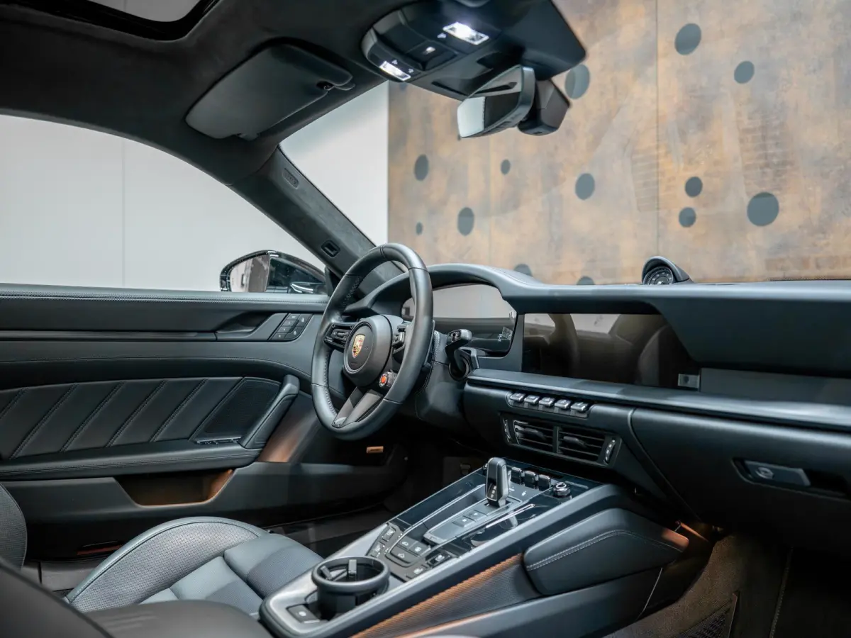 3.6 T-Hybrid Carrera 4 GTS | Lift | 18-weg | ACC | Stoelventilatie | Glazen Schuifdak |