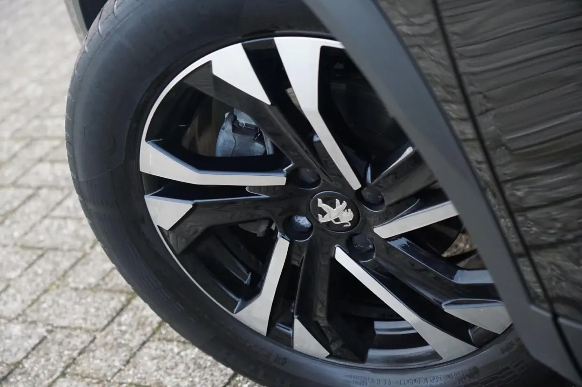 1.2 PureTech Allure | Noir Perla Nera | AppleCarplay/Camera/LED/Navi/Half-leder - Chique!