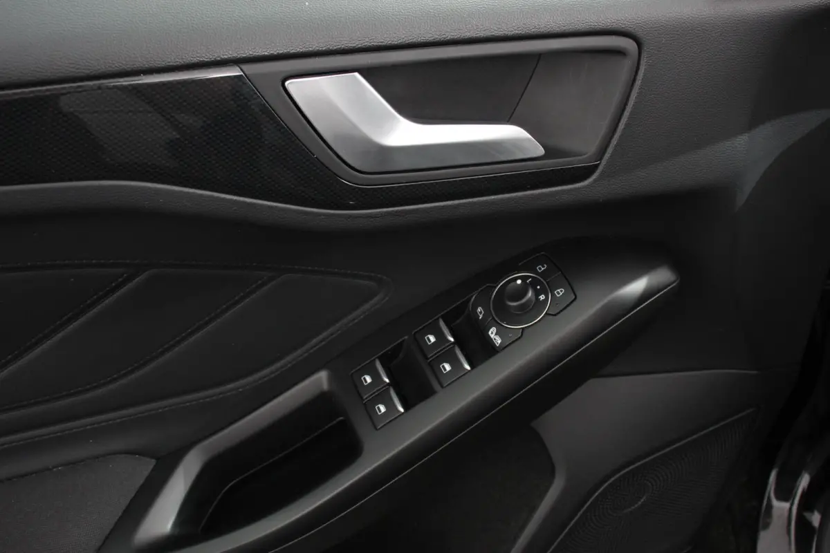 1.0 EcoBoost ST Line 125 Pk Navigatie Adaptive Cruise Control Trekhaak Head Up Display Privacy Glass Lane Assist