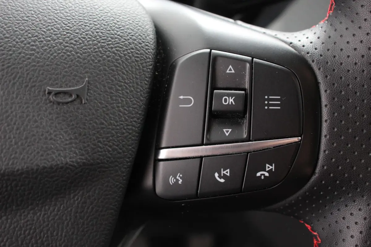 1.0 EcoBoost ST Line 125 Pk Navigatie Adaptive Cruise Control Trekhaak Head Up Display Privacy Glass Lane Assist