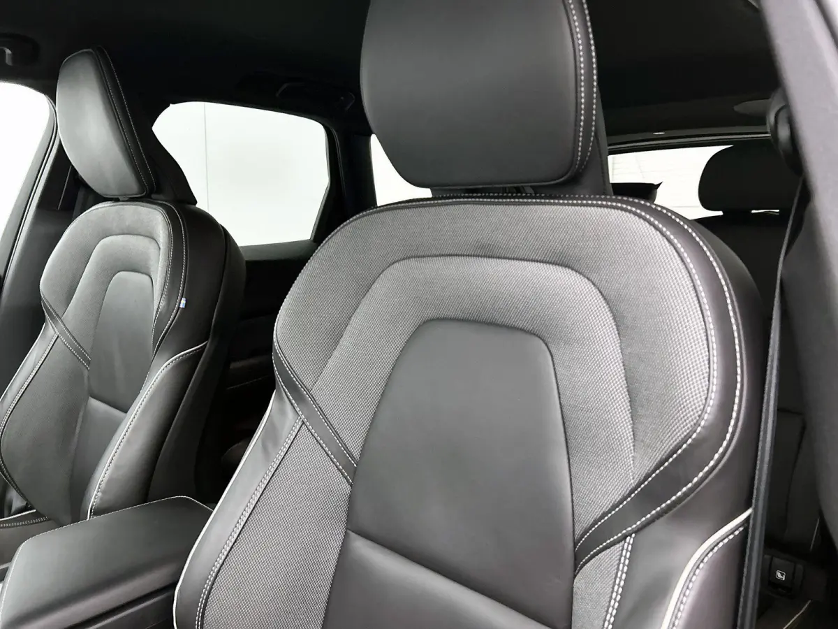 2.0 B5 R-Design | TREKHAAK | STOEL-STUURWIELVERWARMING | CAMERA | NAVIGATIE | HARMAN KARDON | ELEKTRISCHE STOELVERSTELLING