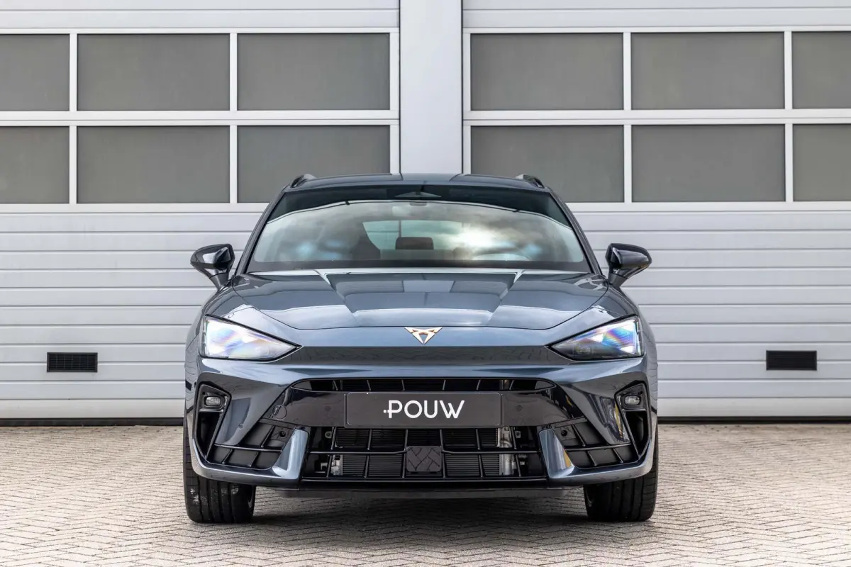 1.5 TSI e-Hybrid 272pk VZ Performance | Senneiser Audio | 19" Velgen