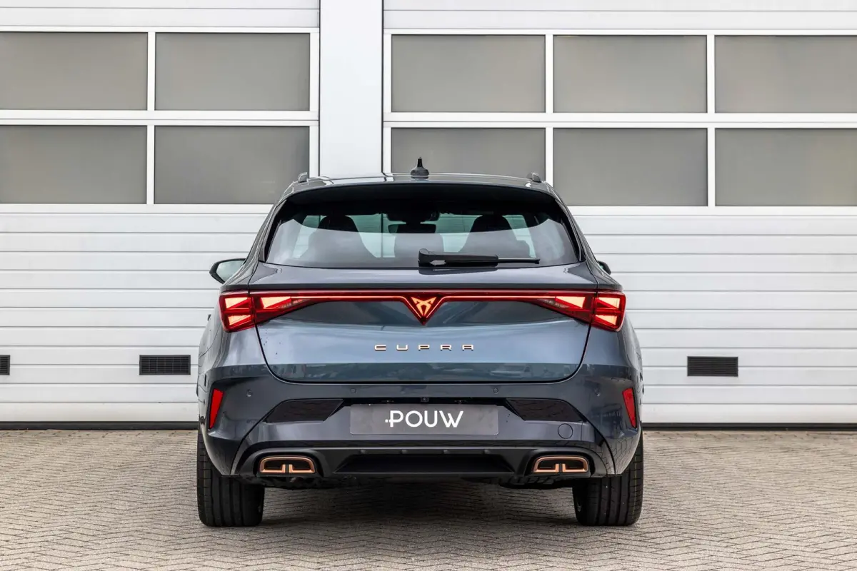1.5 TSI e-Hybrid 272pk VZ Performance | Senneiser Audio | 19" Velgen