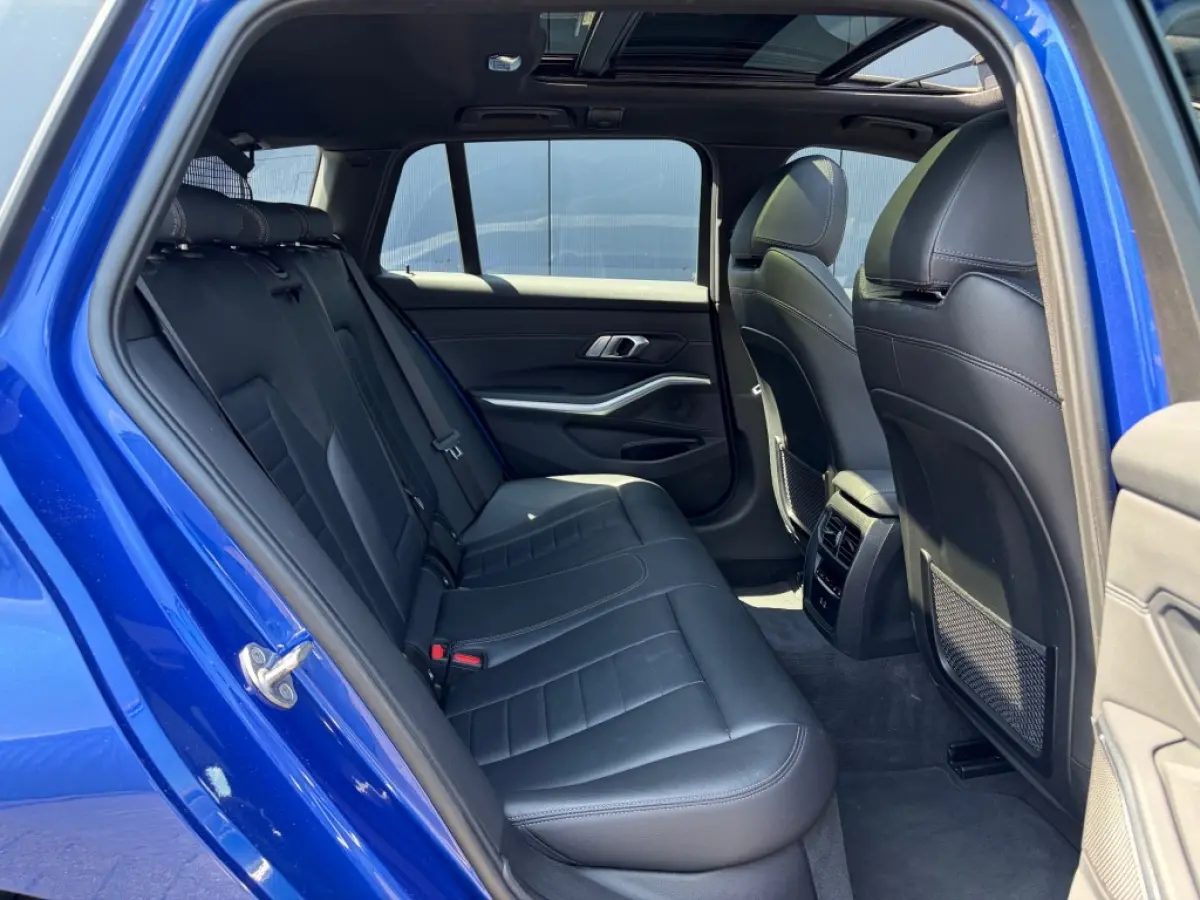 330e xDrive M Sport 50 Jahre Pano Laserlicht HUD Camera Sfeerlicht