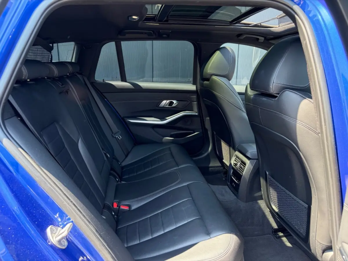 330e xDrive M Sport 50 Jahre Pano Laserlicht HUD Camera Sfeerlicht