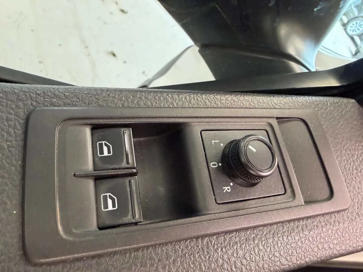 2.0 TDI L2H1 Comfortline | AIRCO | CRUISE | TREKHAAK |