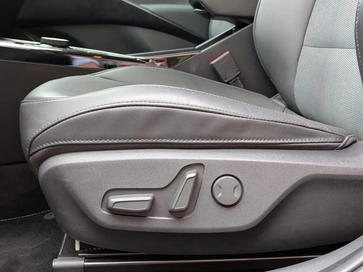 1.6 GDi PHEV DynamicPlusLine|Navi|Camera|Adaptive-Cruise|Elektr.Stoel|Keyless-Entry/Go|Lane-Assist