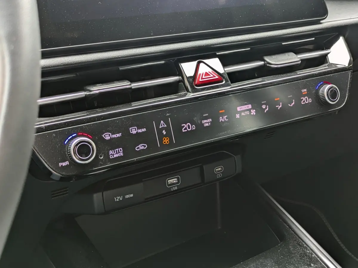 1.6 GDi PHEV DynamicPlusLine|Navi|Camera|Adaptive-Cruise|Elektr.Stoel|Keyless-Entry/Go|Lane-Assist