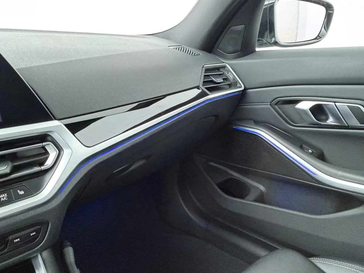 320i High Executive Edition | Sport Line | Parking Pack | Trekhaak |