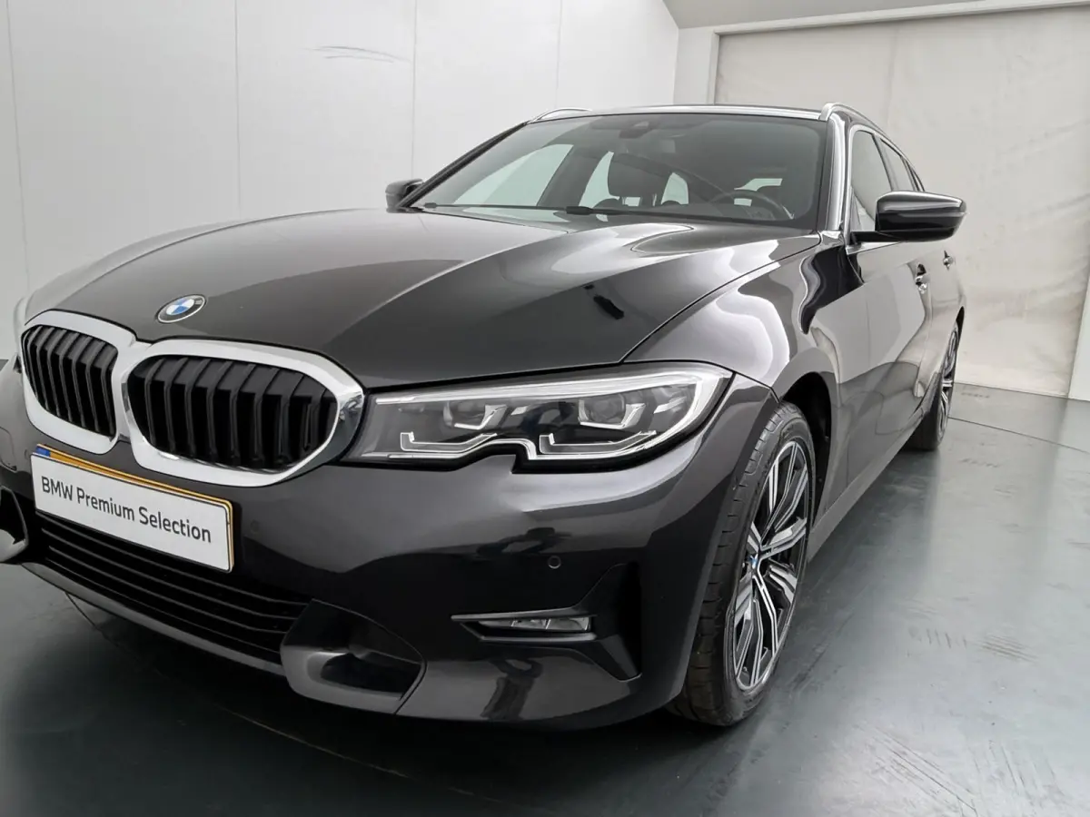 320i High Executive Edition | Sport Line | Parking Pack | Trekhaak |