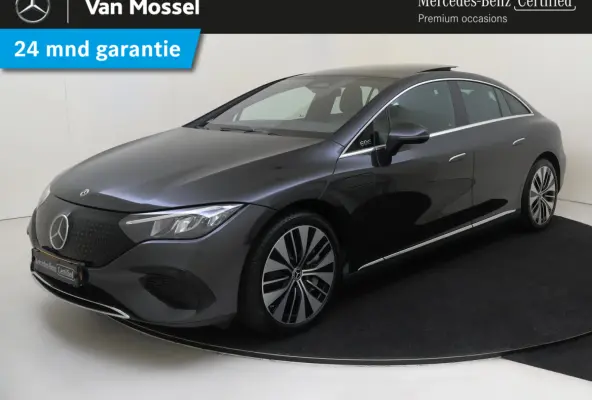 300 Business Solution Luxury 90 kWh Panoramadak / Memory Seats / Parkeercamera / Elektrische Kofferklep / Sfeerverlichting