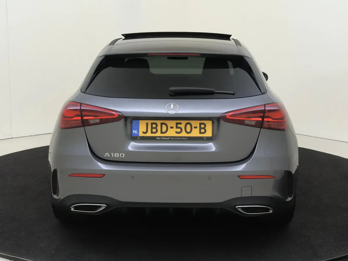 180 Business Solution AMG /Panoramadak /19 Inch /Nightpakket /CarPlay
