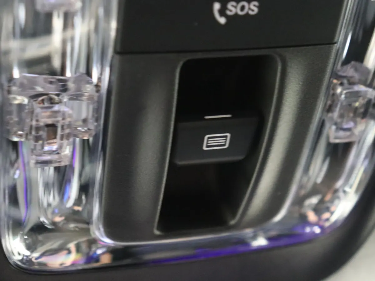180 Business Solution AMG /Panoramadak /19 Inch /Nightpakket /CarPlay