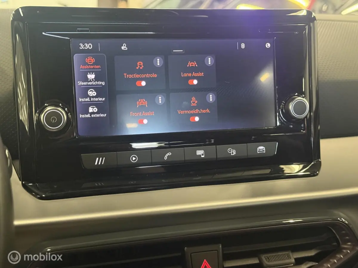 1.0 TSI Xcellence VIRTUAL|AUTOMAAT|KEYLESS|ALCANTARA