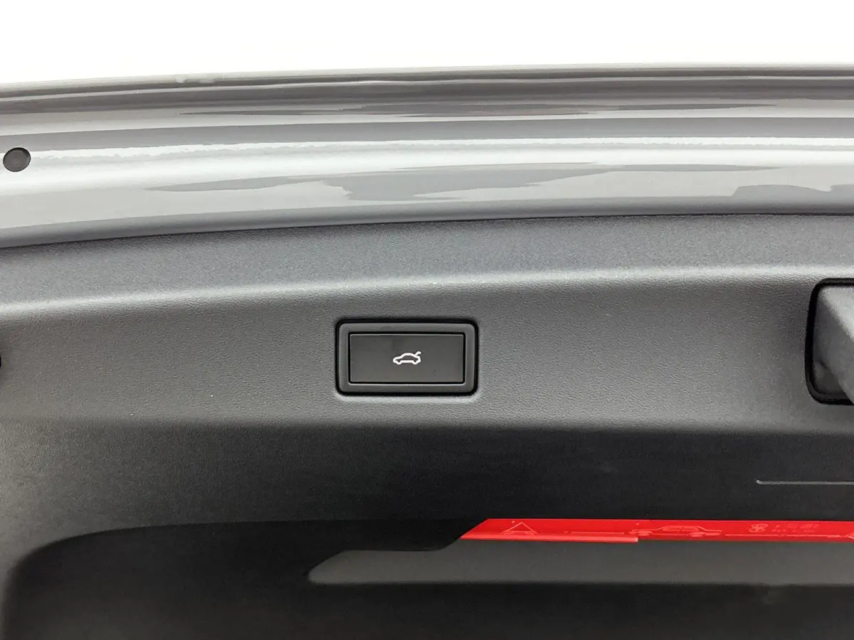 GTX Limited Edition 86 kWh 340 PK 4Motion | Apple Carplay | 360 Camera | Head-up display | Stoelverwarming | Navigatie | Achterklep elektrisch | IQ Lights | Memory stoelen | Android Auto | D
