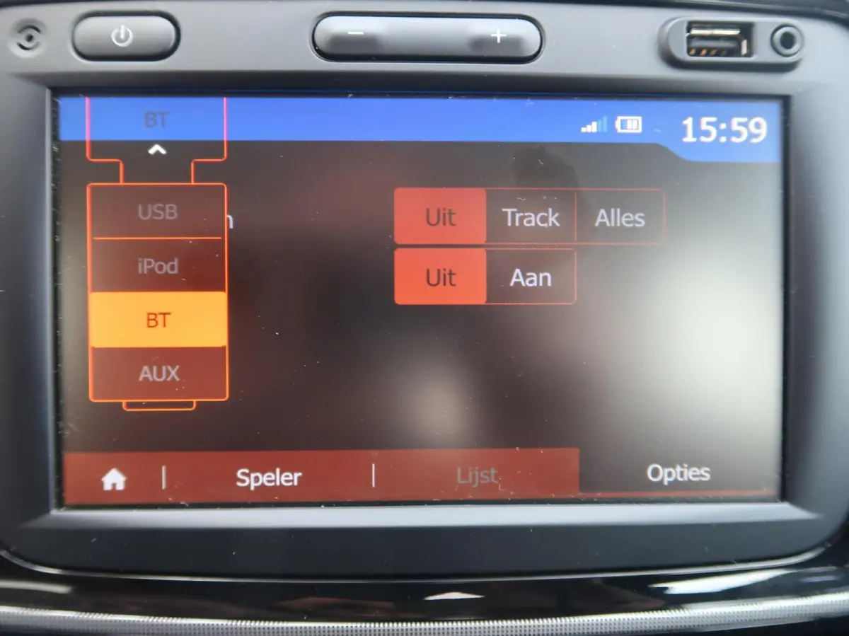 0.9 TCe Tech Road NAVIGATIE|CAMERA|CARPLAY|CRUISECONTROL|CLIMA|BLUETOOTH|AIRCO