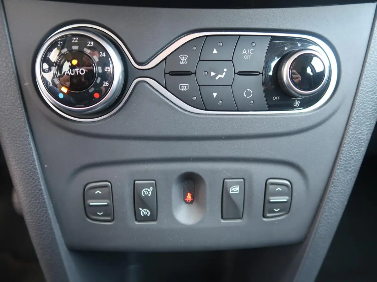 0.9 TCe Tech Road NAVIGATIE|CAMERA|CARPLAY|CRUISECONTROL|CLIMA|BLUETOOTH|AIRCO